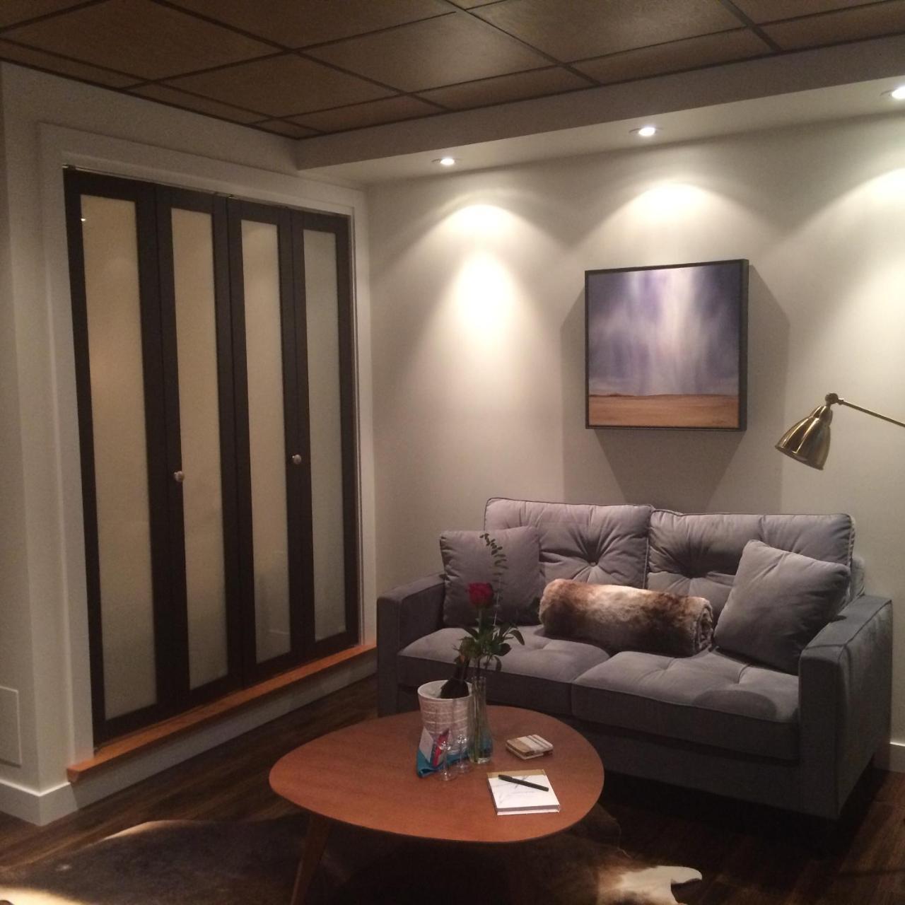 Spa Inspired Guest Suite แจสเปอร์ ภายนอก รูปภาพ